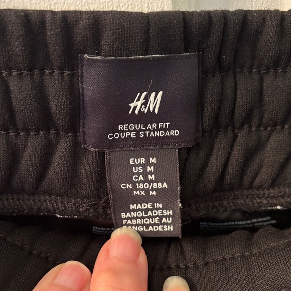 H&M Classic Black Athletic Shorts - Picture 2 of 5